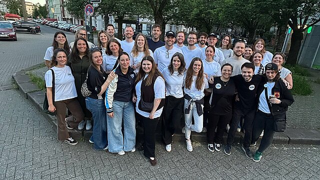Eine Gruppe Menschen