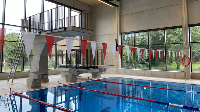 Der Sprungturm im Badehaus Benrath