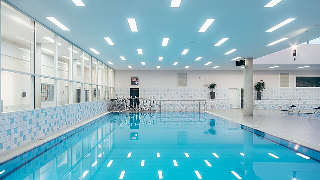 Das Becken im Schwimm n Bilk