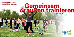 Menschen machen Sport im Park