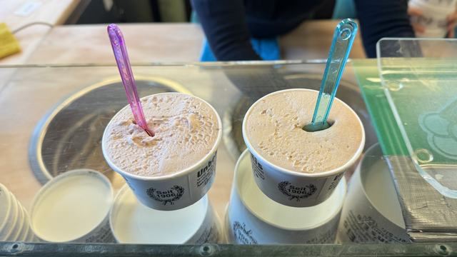Zwei Eisbecher